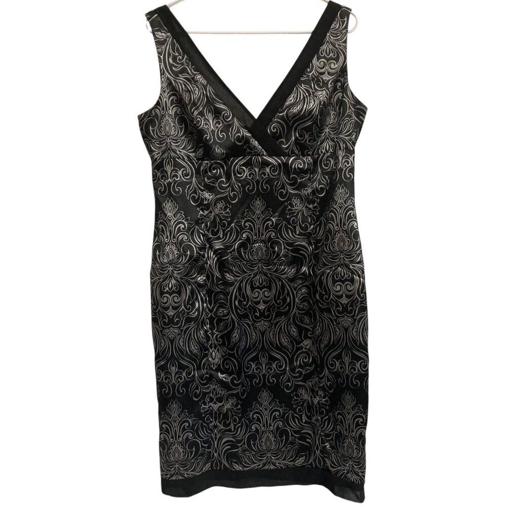 Jones Wear Black and Silver Jacquard V-Neck Midi Dress